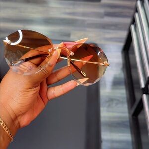 Stylish Gold and Brown Sunglasses